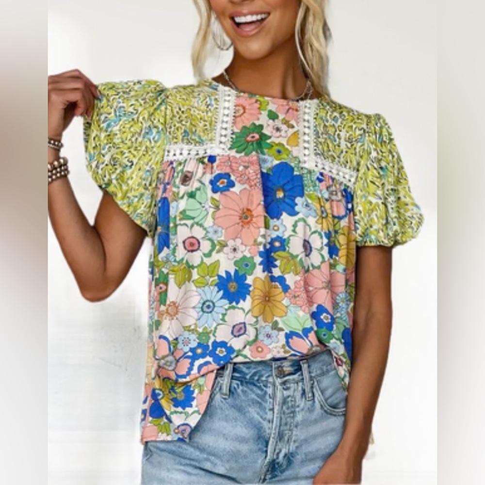 Floral Patchwork Puff Sleeve Blouse in Multi
